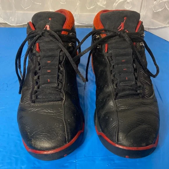 Vintage Deadstock Jordan 12.5 Team Size 10.5 black/red Size 12 Men Air Jordan Team 12.5 / Black Metallic Silver Red  main image 2